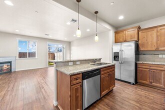 202 N 33rd Ct in Ridgefield, WA - Building Photo - Building Photo