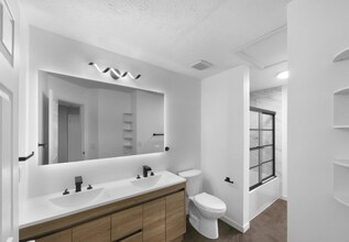 9432 Deer Walk Ct in West Chester Township, OH - Foto de edificio - Building Photo