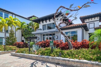 Amelia at Westshore in Tampa, FL - Building Photo - Building Photo