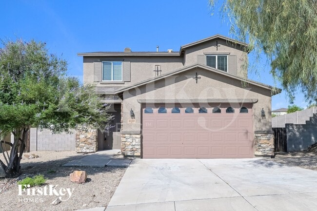 property at 1320 S Woodbine Ln