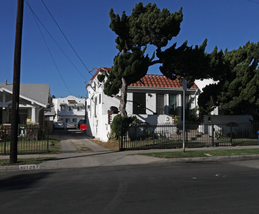 1263 N Kingsley Dr in Los Angeles, CA - Building Photo