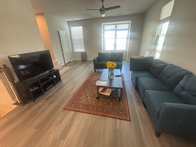 property at 1038 Romeria Dr