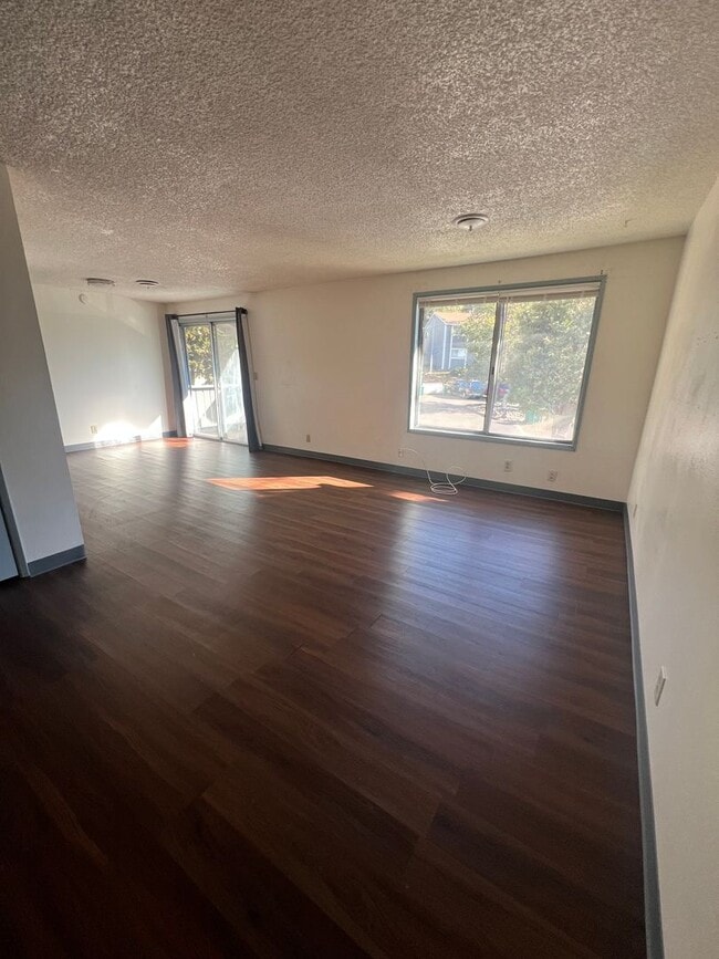 property at 1904 Dawn Ct