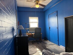 400 Maple St in Manchester, PA - Building Photo - Building Photo