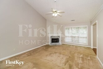 520 Sterling Pointe Ct NW in Lawrenceville, GA - Foto de edificio - Building Photo