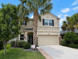 627 Drysdale Dr in Orange Park, FL - Building Photo