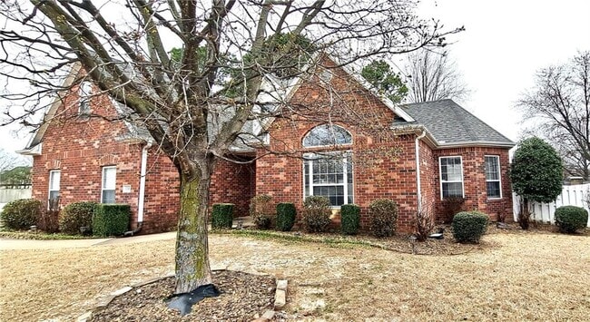 5300 S 44th Pl in Rogers, AR - Building Photo - Building Photo