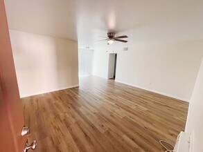 13391 El Prado Ave, Unit B in Garden Grove, CA - Building Photo - Building Photo