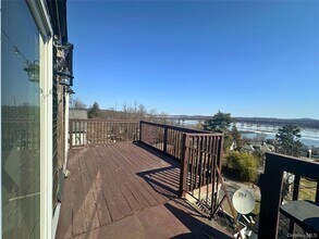 498 Liberty St in Newburgh, NY - Building Photo - Building Photo