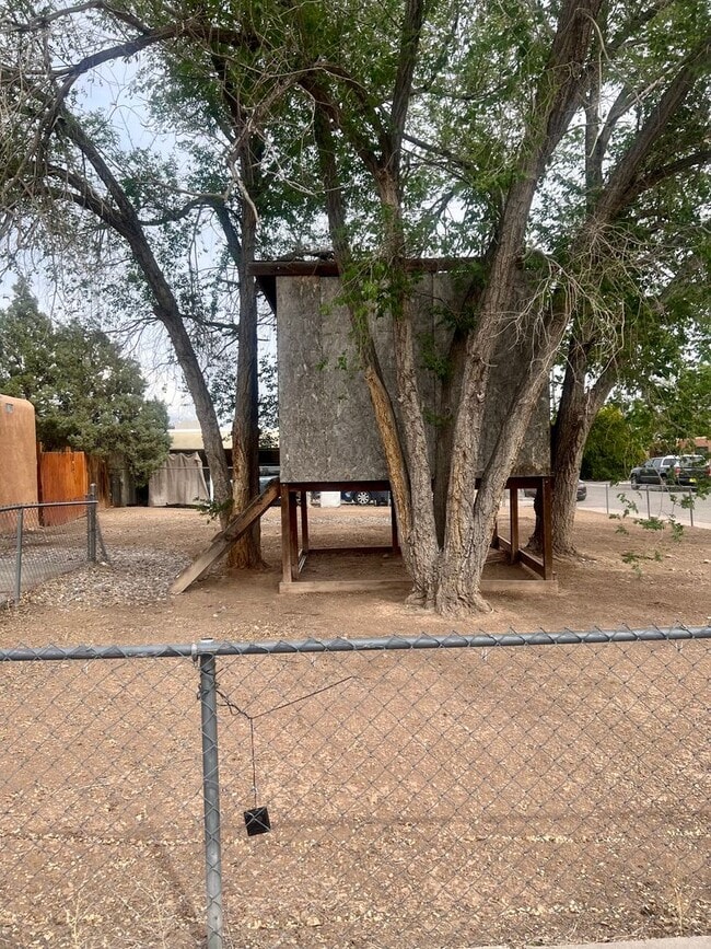 2821 Socorro St NW in Albuquerque, NM - Foto de edificio - Building Photo