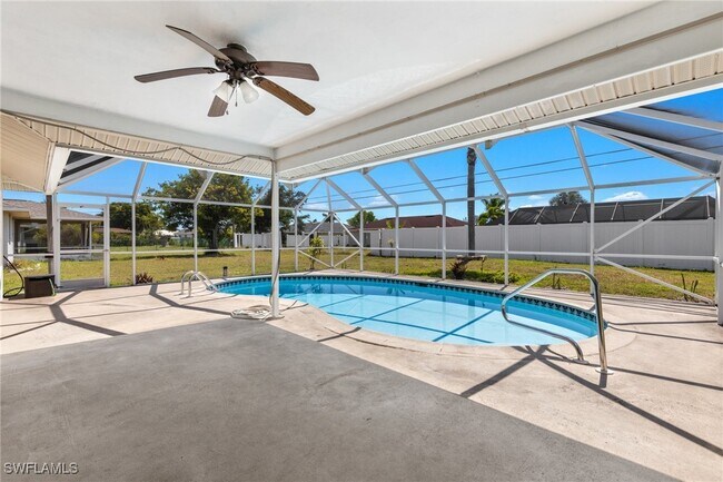 property at 1944 Country Club Blvd