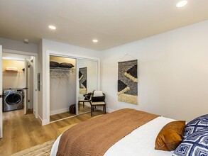 Enclave in Walnut Creek, CA - Building Photo - Building Photo