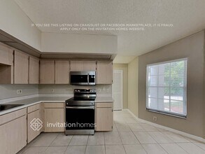 943 Hemingway Dr in Deltona, FL - Building Photo - Building Photo