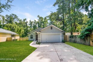 10715 Ogalla Ave in Jacksonville, FL - Building Photo