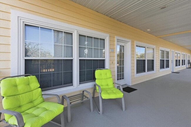 102 NATURES Way in Rotonda West, FL - Building Photo - Building Photo