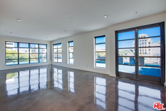 property at 1358 4th St
