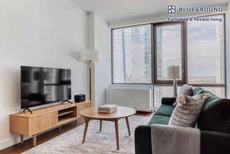 435 W 31st St in New York, NY - Building Photo - Building Photo