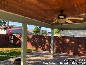 8915 Nature Trail in Converse, TX - Building Photo - Building Photo