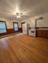 18-20 Green St in Dudley, MA - Building Photo - Building Photo