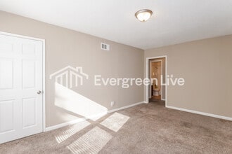 1456 Rolling Hills Dr in Memphis, TN - Building Photo - Building Photo