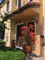 1747 NE 12th St in Fort Lauderdale, FL - Building Photo