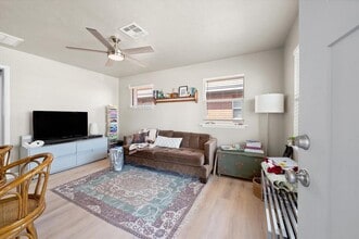 920 E Wayne St in Edmond, OK - Building Photo - Building Photo
