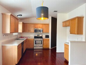 3589 Rock Shelf Ln in Round Rock, TX - Building Photo - Building Photo