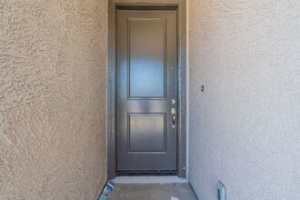 12017 W Luxton Ln in Avondale, AZ - Building Photo - Building Photo