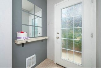 352 NE Kingwood in Waukee, IA - Building Photo - Building Photo