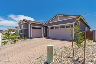 941 W Treasure Trl in Apache Junction, AZ - Building Photo - Building Photo