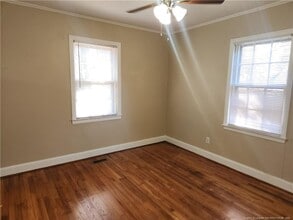 231 Pinecrest Dr in Fayetteville, NC - Building Photo - Building Photo