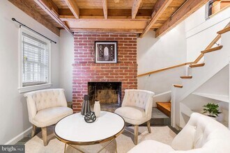 1035 Cecil Pl NW in Washington, DC - Building Photo - Building Photo