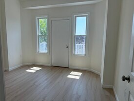 247 Harvard St in Boston, MA - Building Photo