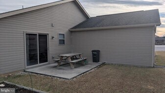 224 Benedict Dr in Chambersburg, PA - Building Photo