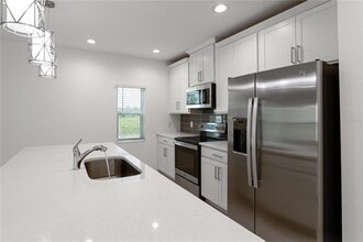 1251 Island Slough Ln in Davenport, FL - Building Photo - Building Photo