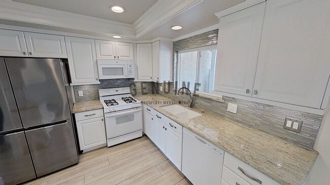 314 Alta Ln in Costa Mesa, CA - Building Photo - Building Photo
