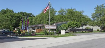 Amelia Court Apartments in Amelia, OH - Building Photo
