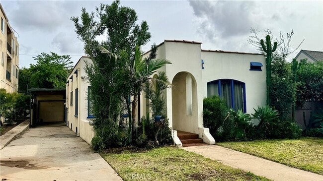 2056 Meridian Ave in South Pasadena, CA - Building Photo - Building Photo