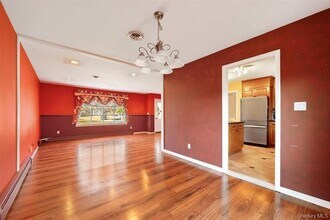 93 Capital Dr in Washingtonville, NY - Building Photo - Building Photo