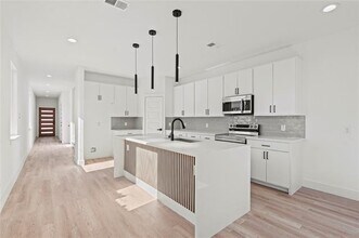2530 Pennsylvania Ave in Dallas, TX - Building Photo - Building Photo