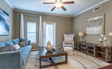 2800 E League City Pkwy in League City, TX - Building Photo - Building Photo