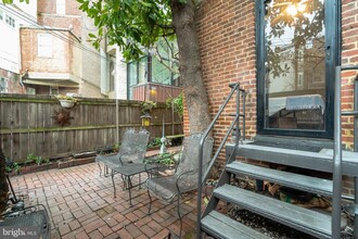 1740 R St NW in Washington, DC - Building Photo - Interior Photo