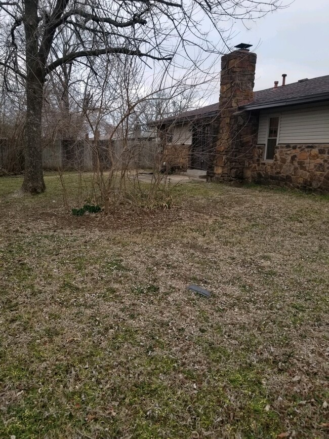 2608 S Sycamore Ave in Broken Arrow, OK - Building Photo - Building Photo