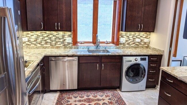 1416 Hinman Ave, Unit 10 in Evanston, IL - Foto de edificio - Building Photo