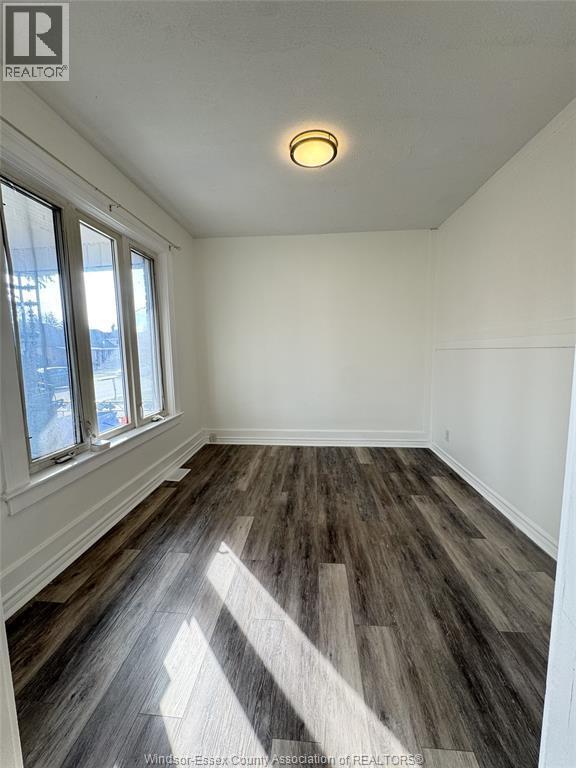 1085 Langlois Ave in Windsor, ON - Building Photo - Building Photo