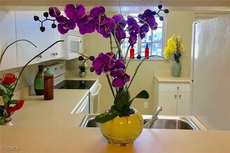 8342 Bernwood Cove Loop in Ft. Myers, FL - Foto de edificio - Building Photo