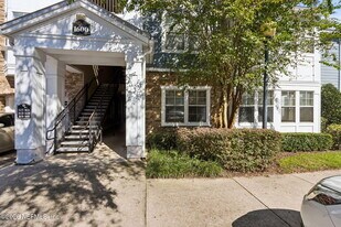 8550 Touchton Rd in Jacksonville, FL - Building Photo