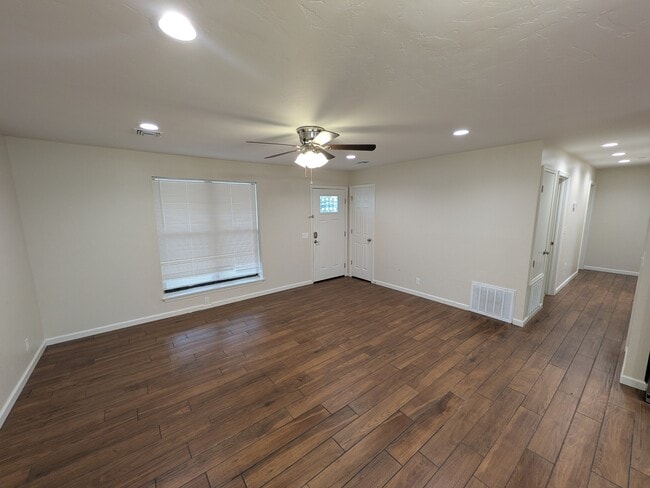 906 Parkview Dr in Cushing, OK - Building Photo - Building Photo