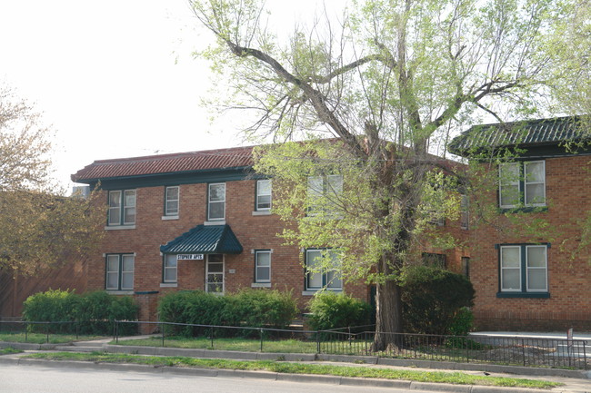 2505 E Douglas Ave in Wichita, KS - Building Photo - Building Photo