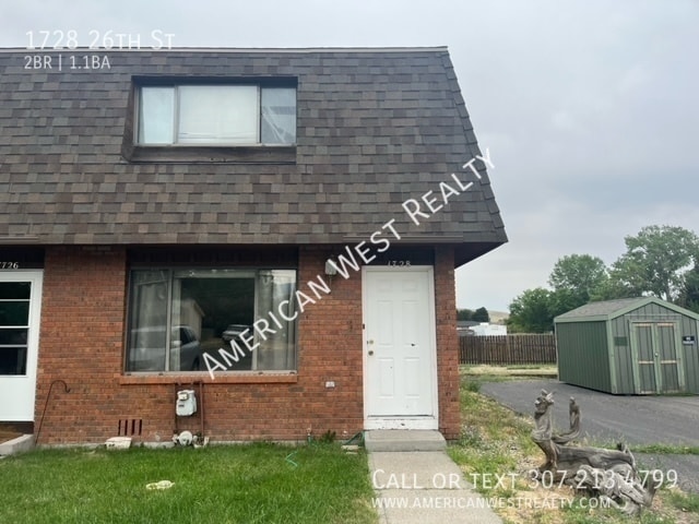 property at 1728 26th St